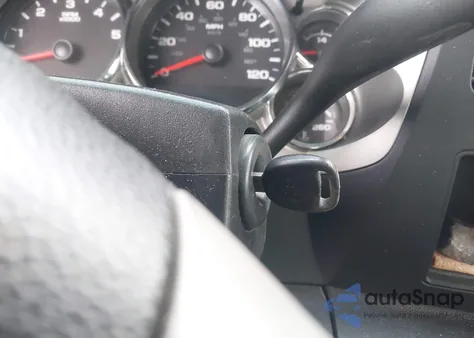 2013 Chevrolet Silverado 1500 Lt z USA, uszkodzony, nr VIN 1GCRCSE03DZ206885